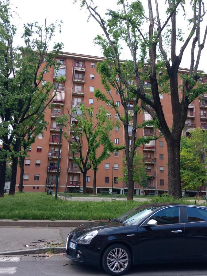 Arrivore - Ampia Privata Con Balcone , In Panoramico Condiviso Con Host - Bagno In Comune - Private Car Park